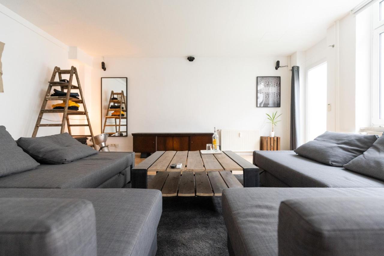 230 M2 Loft Mit Eigenem Wintergarten Mit Tischtennis & Dart, Kostenloser Parkplatz Erfurt Exterior foto