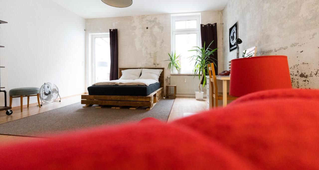 230 M2 Loft Mit Eigenem Wintergarten Mit Tischtennis & Dart, Kostenloser Parkplatz Erfurt Exterior foto