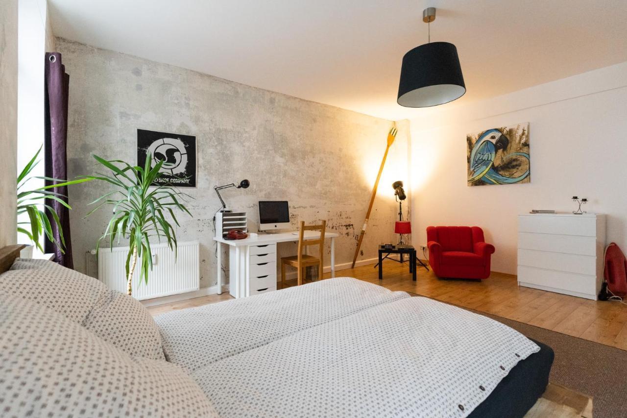 230 M2 Loft Mit Eigenem Wintergarten Mit Tischtennis & Dart, Kostenloser Parkplatz Erfurt Exterior foto