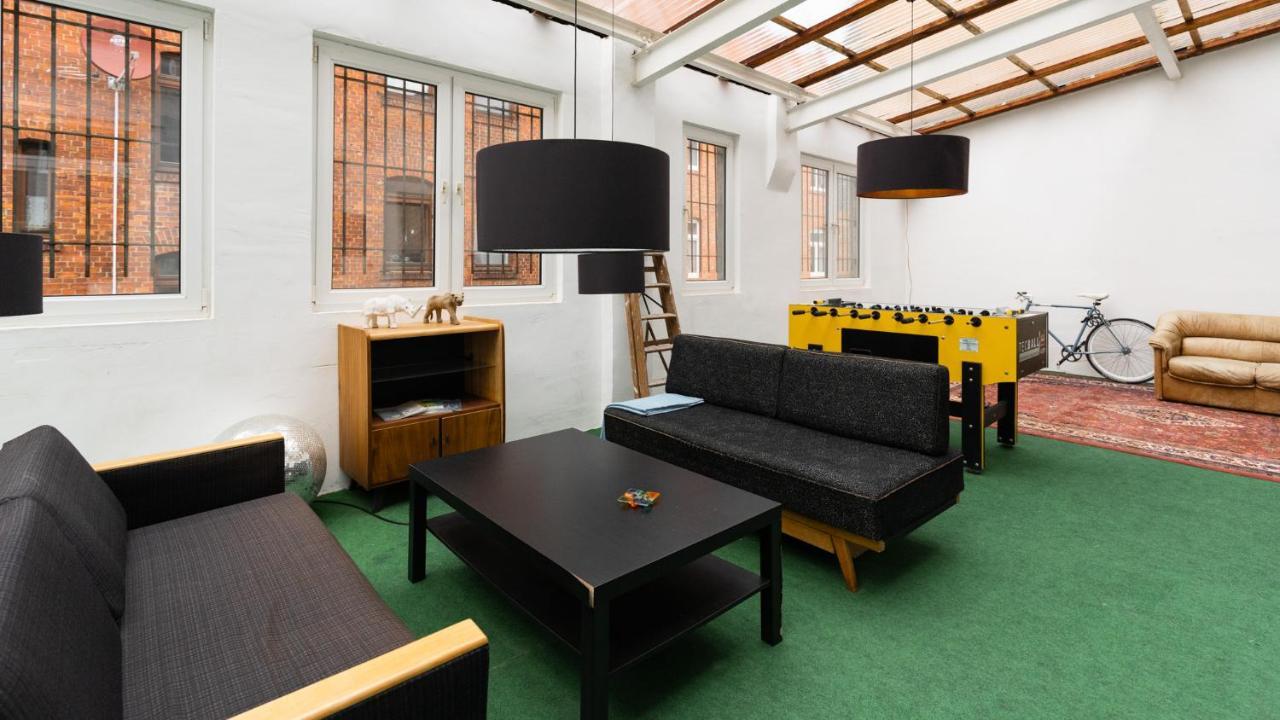 230 M2 Loft Mit Eigenem Wintergarten Mit Tischtennis & Dart, Kostenloser Parkplatz Erfurt Exterior foto