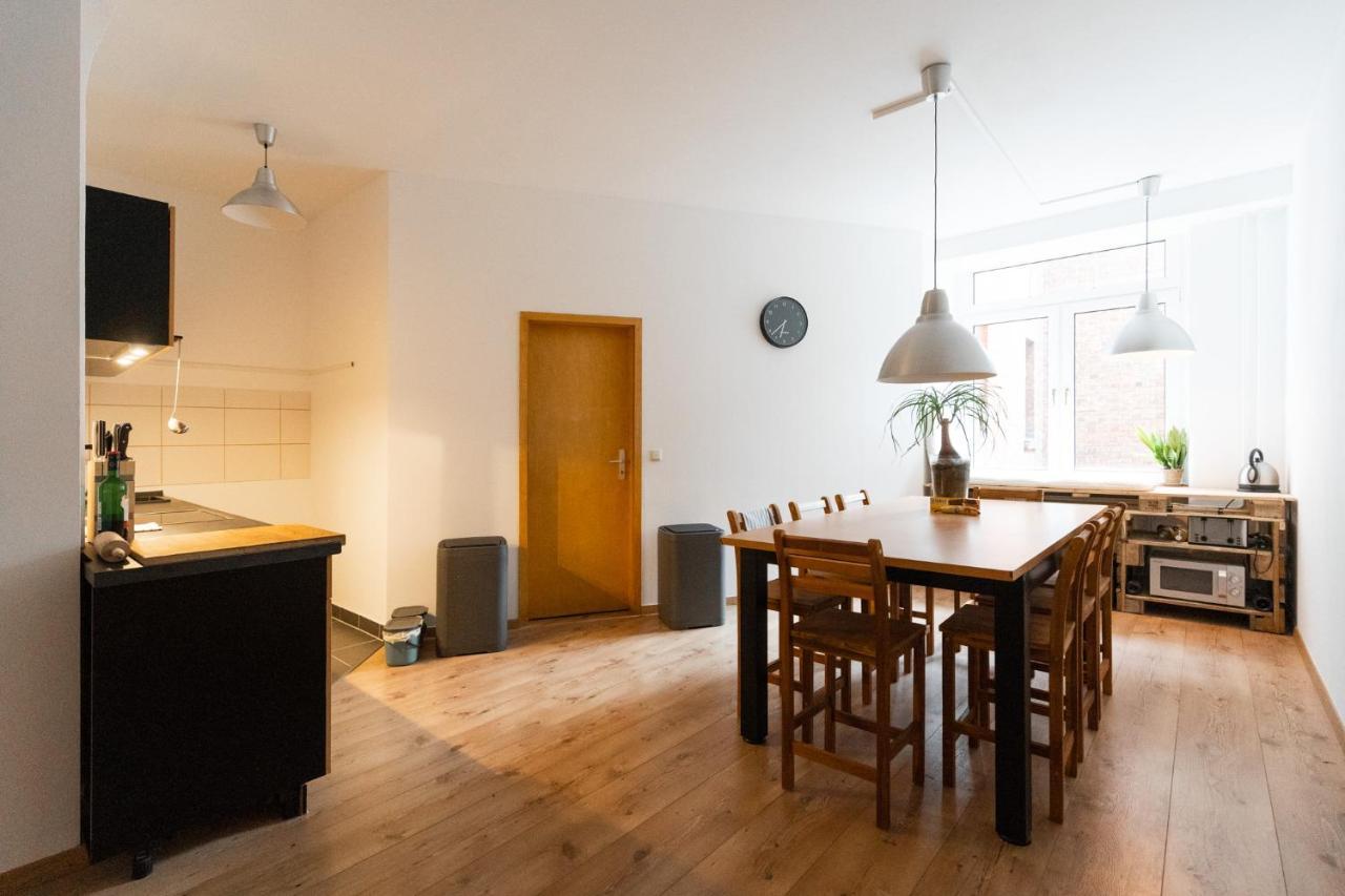 230 M2 Loft Mit Eigenem Wintergarten Mit Tischtennis & Dart, Kostenloser Parkplatz Erfurt Exterior foto